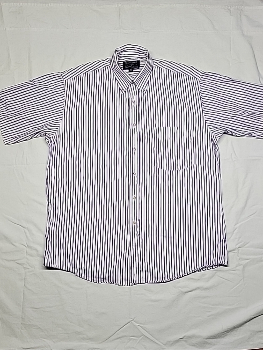Kenneth Gordon Men’s Short-Sleeve Button-Down Shirt – Purple & White Stripe